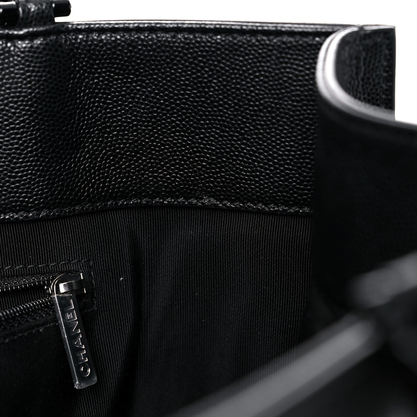 Caviar Quilted My Everything Large Shopping Tote Black