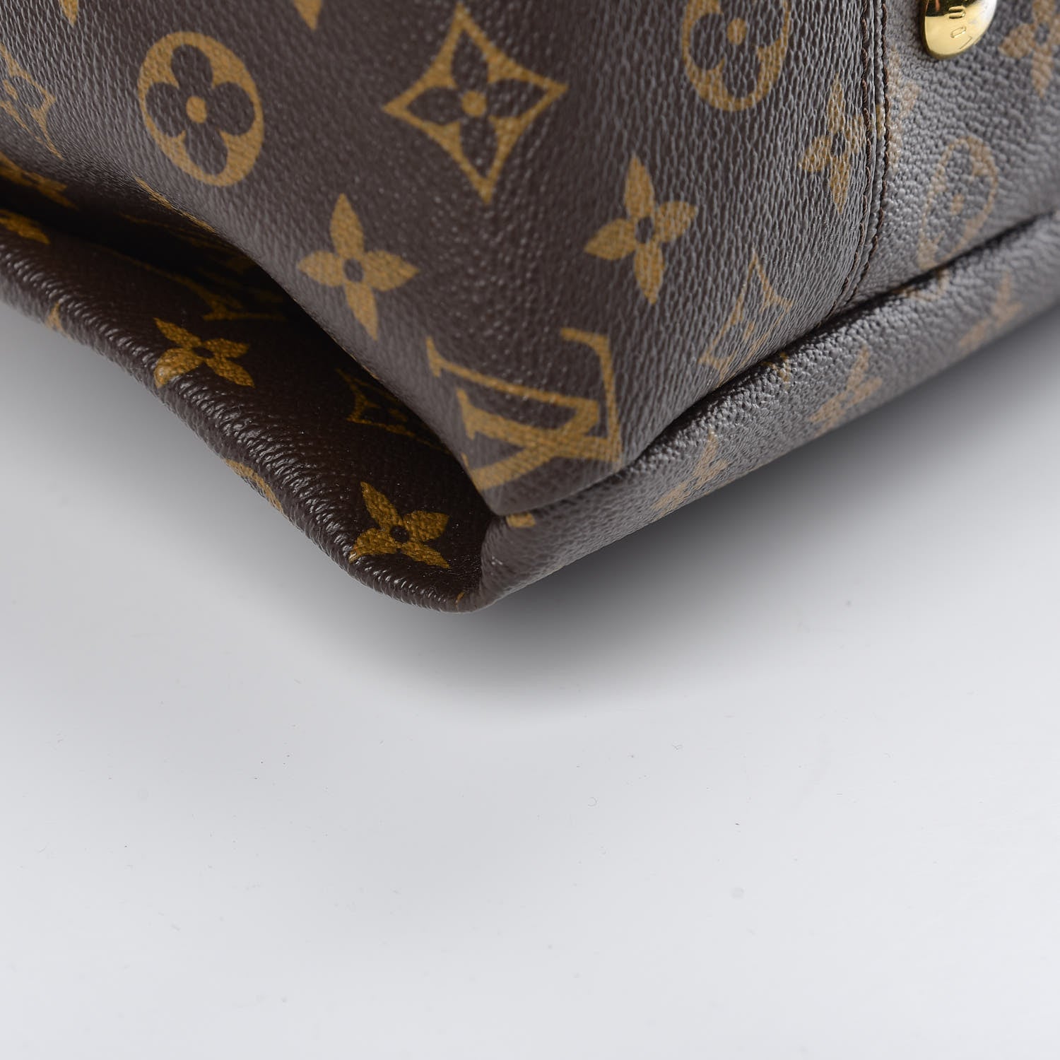 Louis Vuitton Monogram Artsy MM 19 of 21