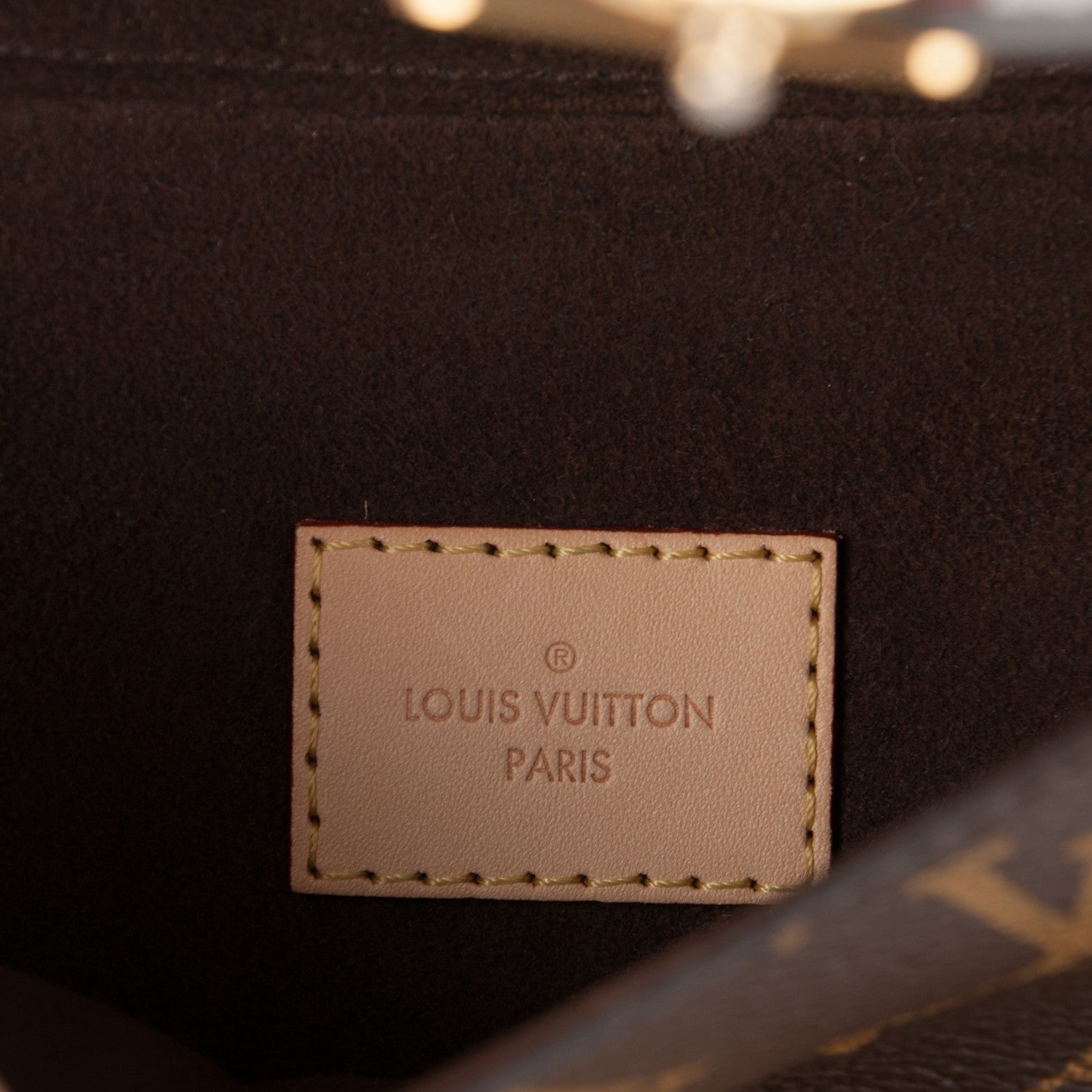 Louis Vuitton Monogram Metis 7 of 15