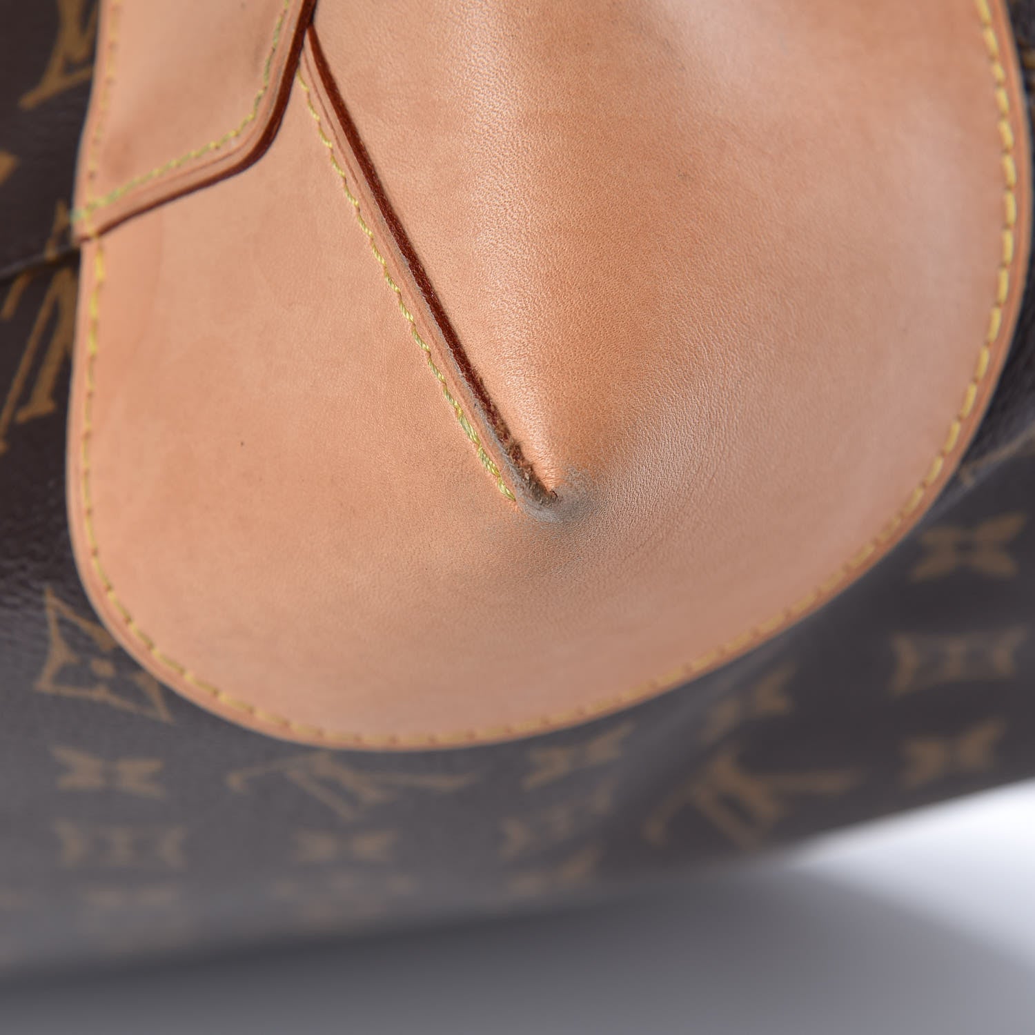 Louis Vuitton Monogram Berri MM 13 of 17