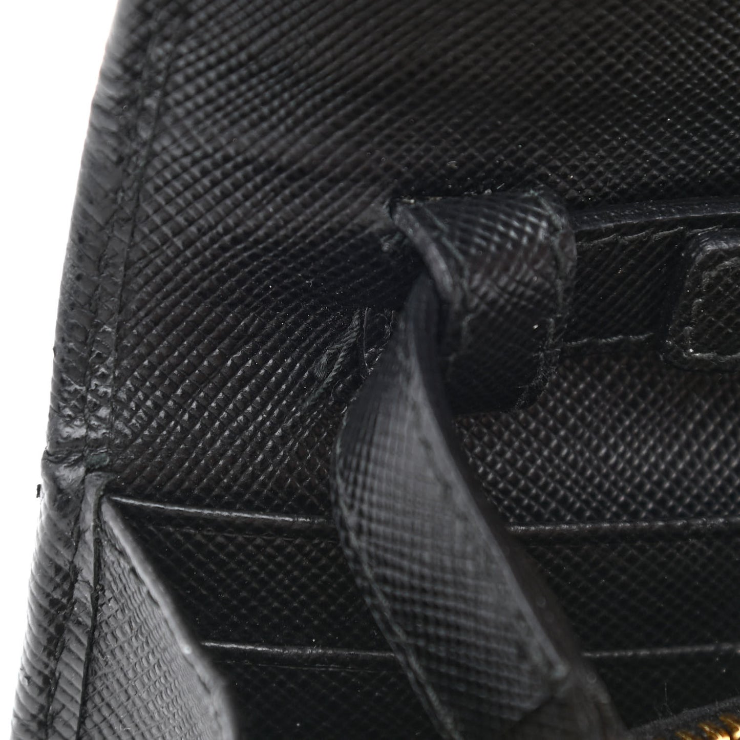 Saffiano Metal Oro Chain Wallet Black