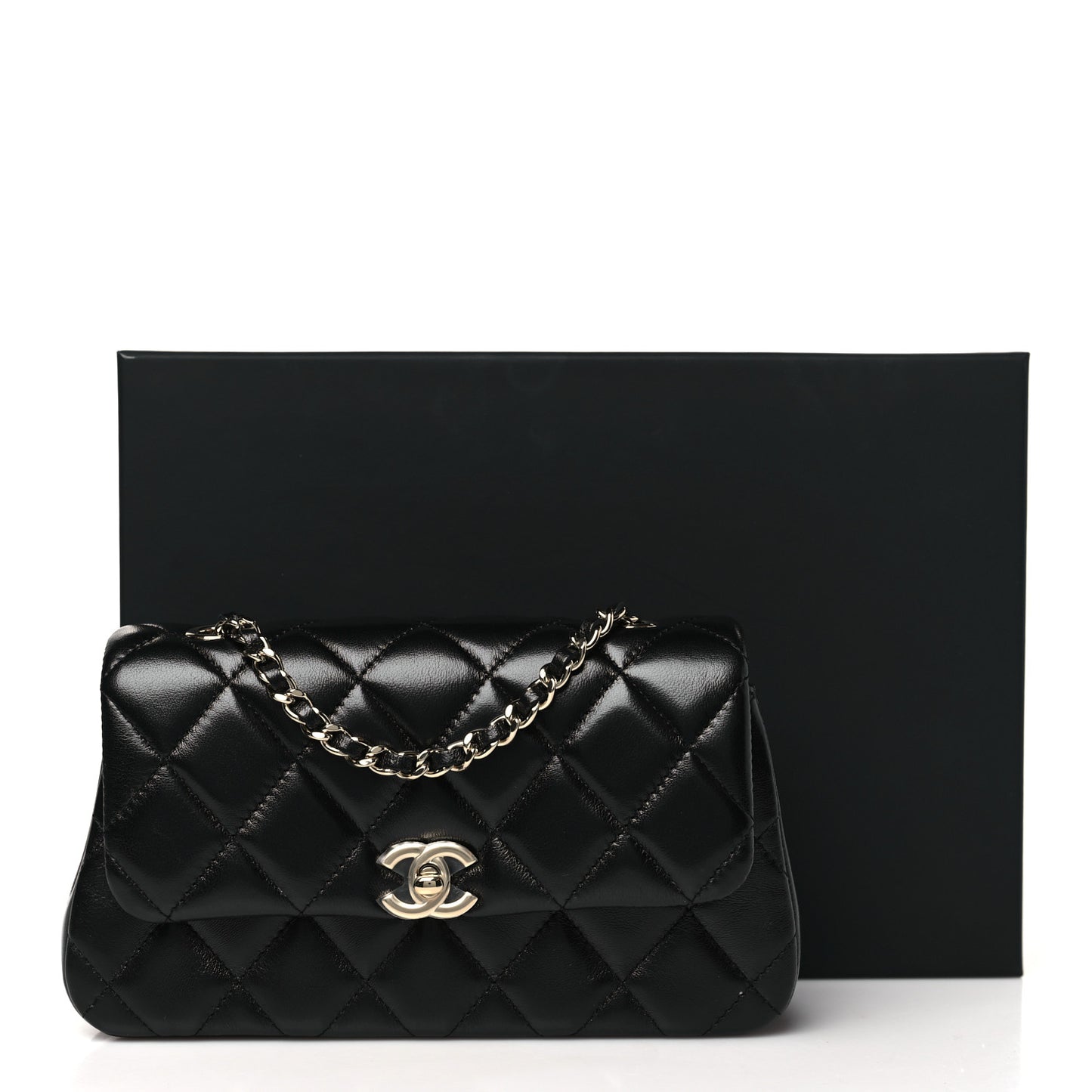 Lambskin Quilted Rectangular Clutch With Chain Black