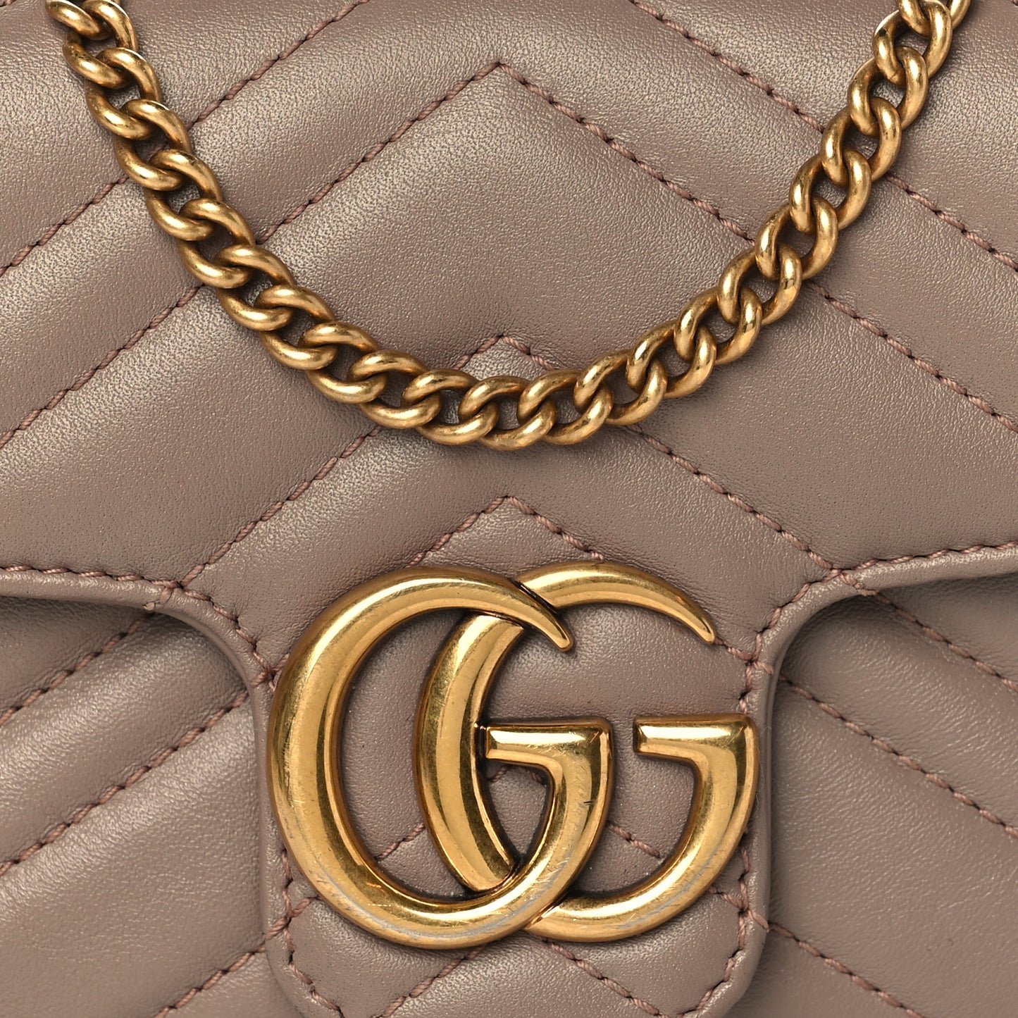 Calfskin Matelasse Super Mini GG Marmont Shoulder Bag Porcelain Rose