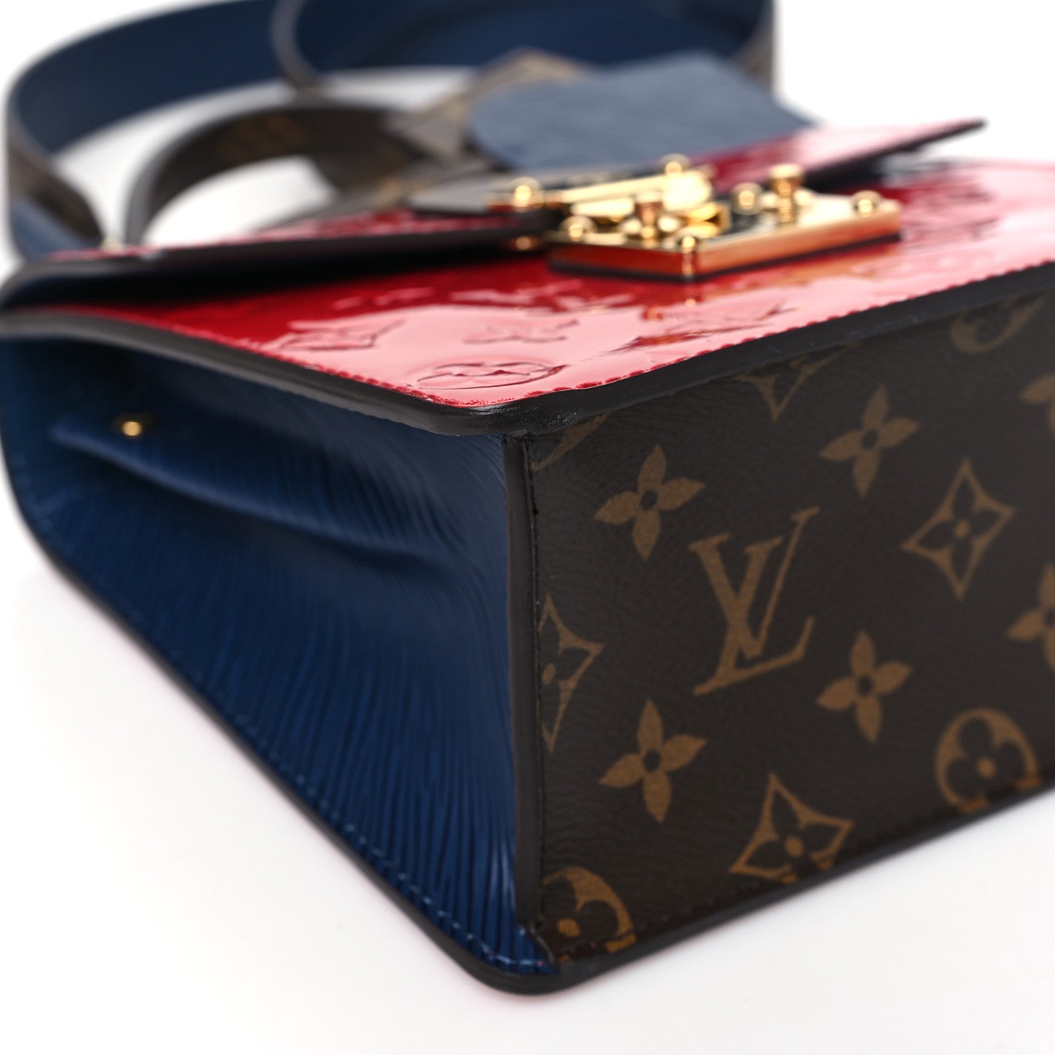 Louis Vuitton Vernis Epi Monogram Spring Street Scarlet 8 of 9