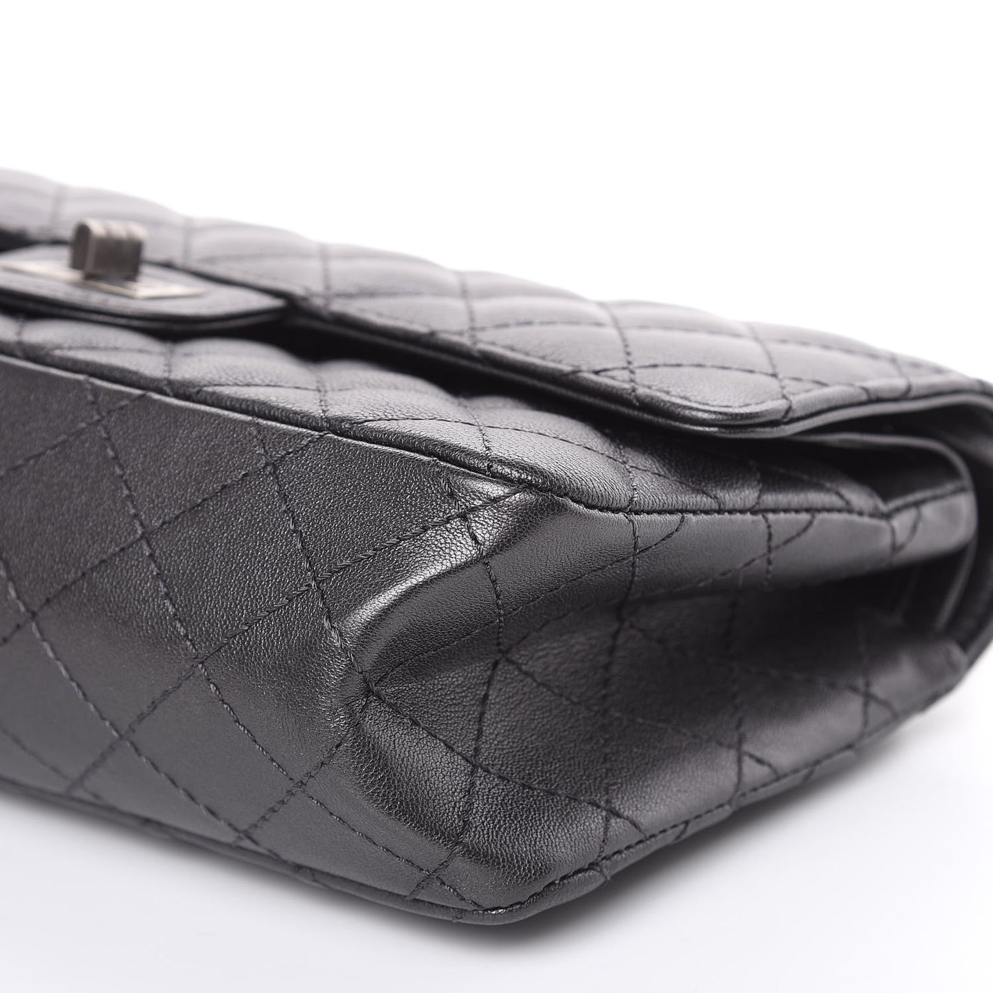 Metallic Sheepskin Quilted 2.55 Reissue 225 Flap Black