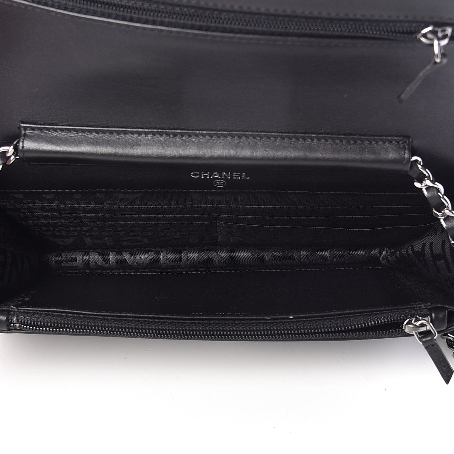 Lambskin Embossed Lax Wallet On Chain WOC Black