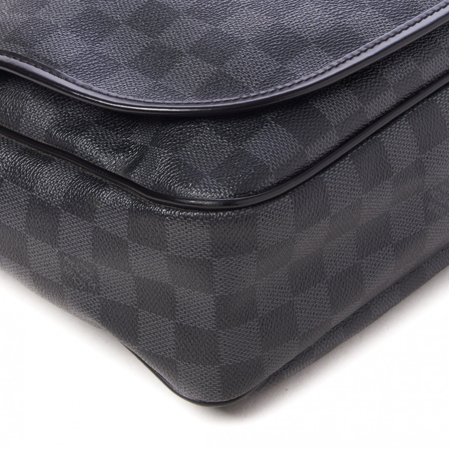 Louis Vuitton Damier Graphite Daniel GM 5 of 8