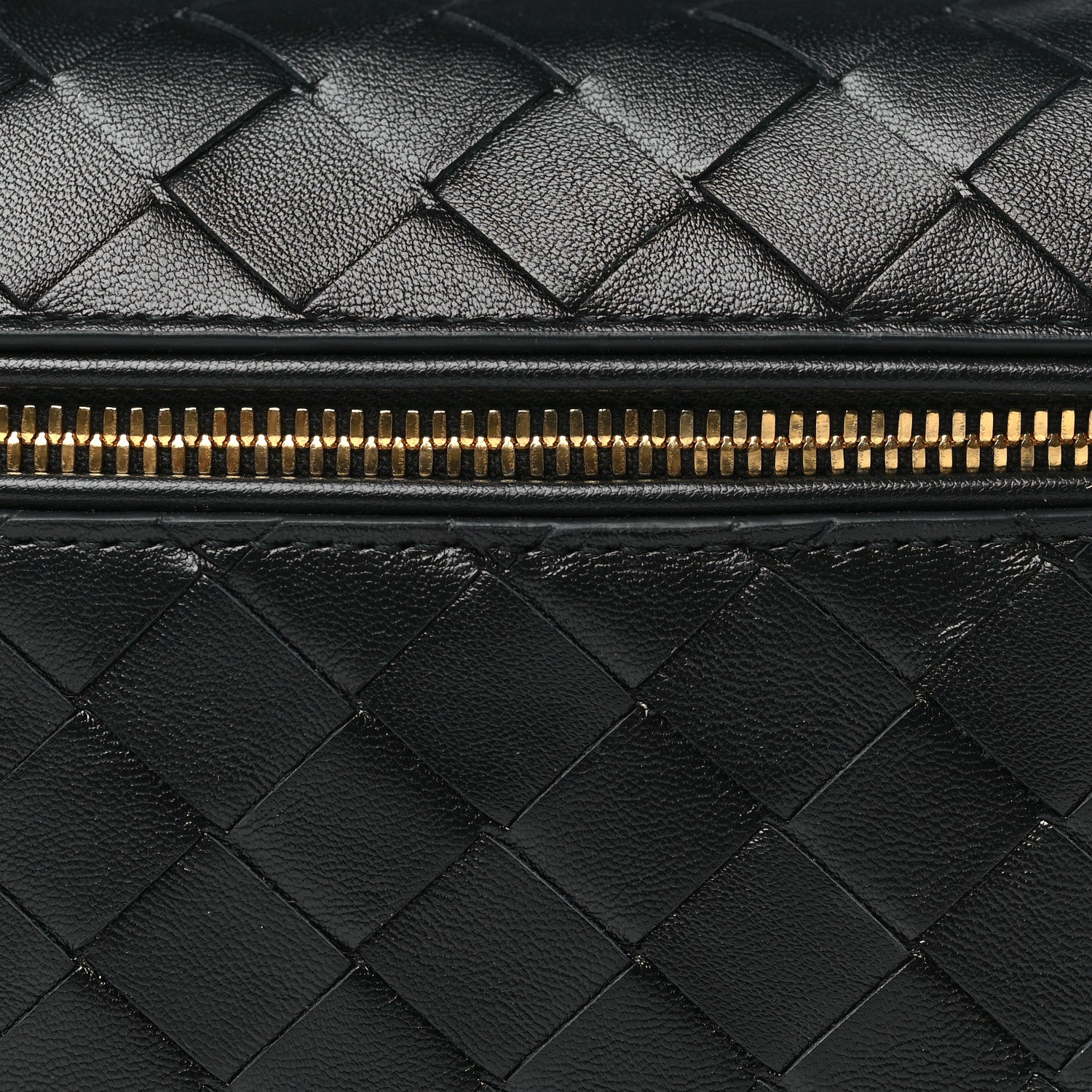 Bottega Veneta Calfskin Intrecciato Bang Bang Vanity Case Black 8 of 11