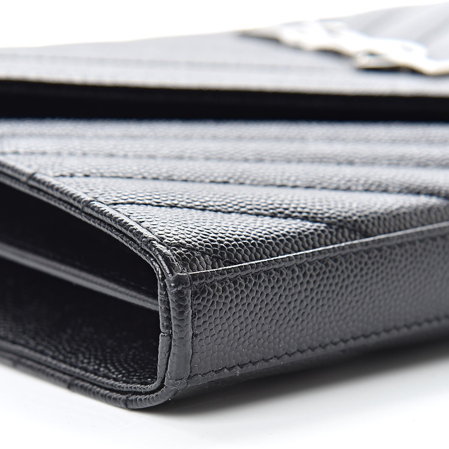 Saint Laurent Grain De Poudre Matelasse Chevron Monogram Chain Wallet Black 9 of 13