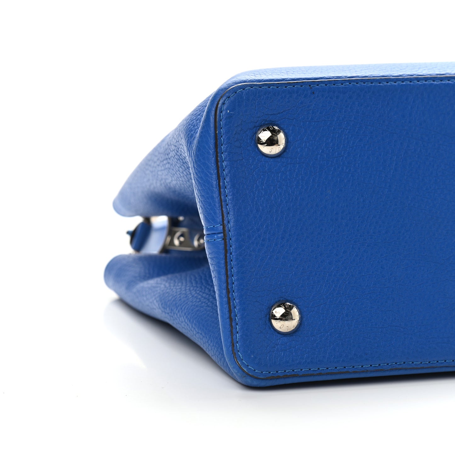 Taurillon Capucines MM Royal Blue