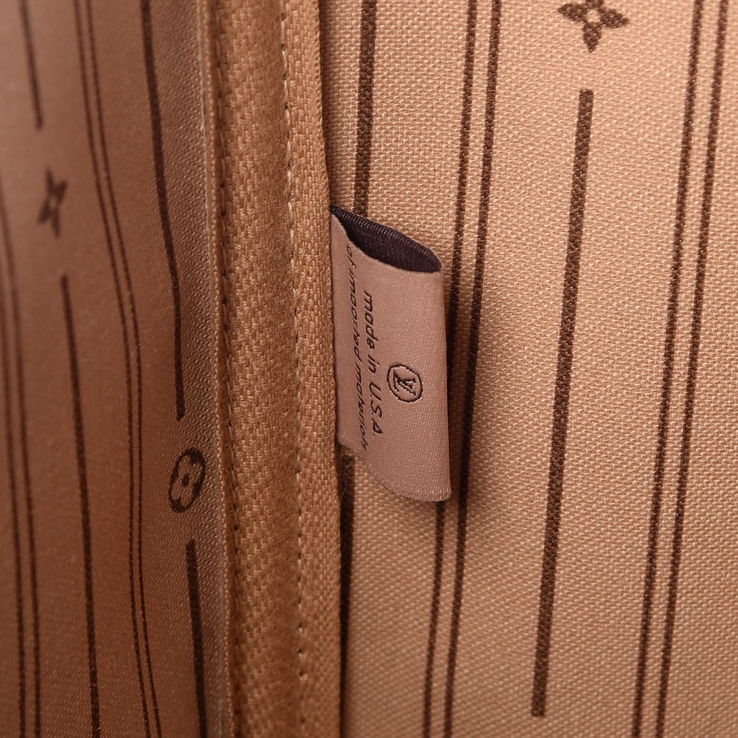 Louis Vuitton Monogram Neverfull MM 7 of 10