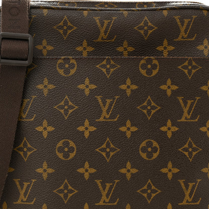 Louis Vuitton Monogram Trotteur Beaubourg 6 of 8