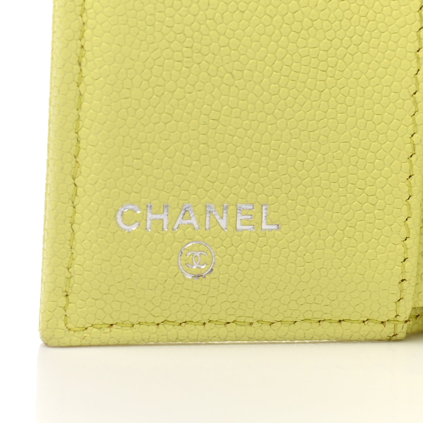 Caviar Tri-Fold Wallet Light Pink Light Green