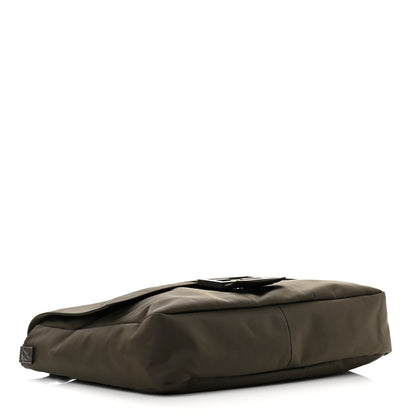 Fendi Econyl Nylon Cuoio Romano Monochrome Large Baguette Messenger Bag Ebano 4 of 10
