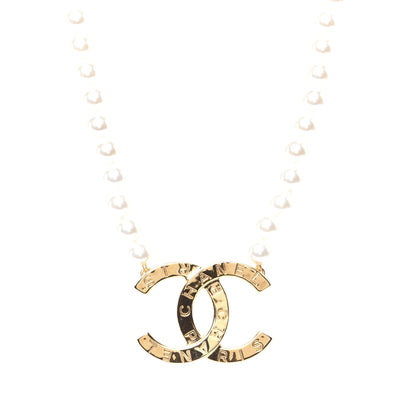 Chanel Pearl CC Paris Button Short Necklace Gold 2 of 12