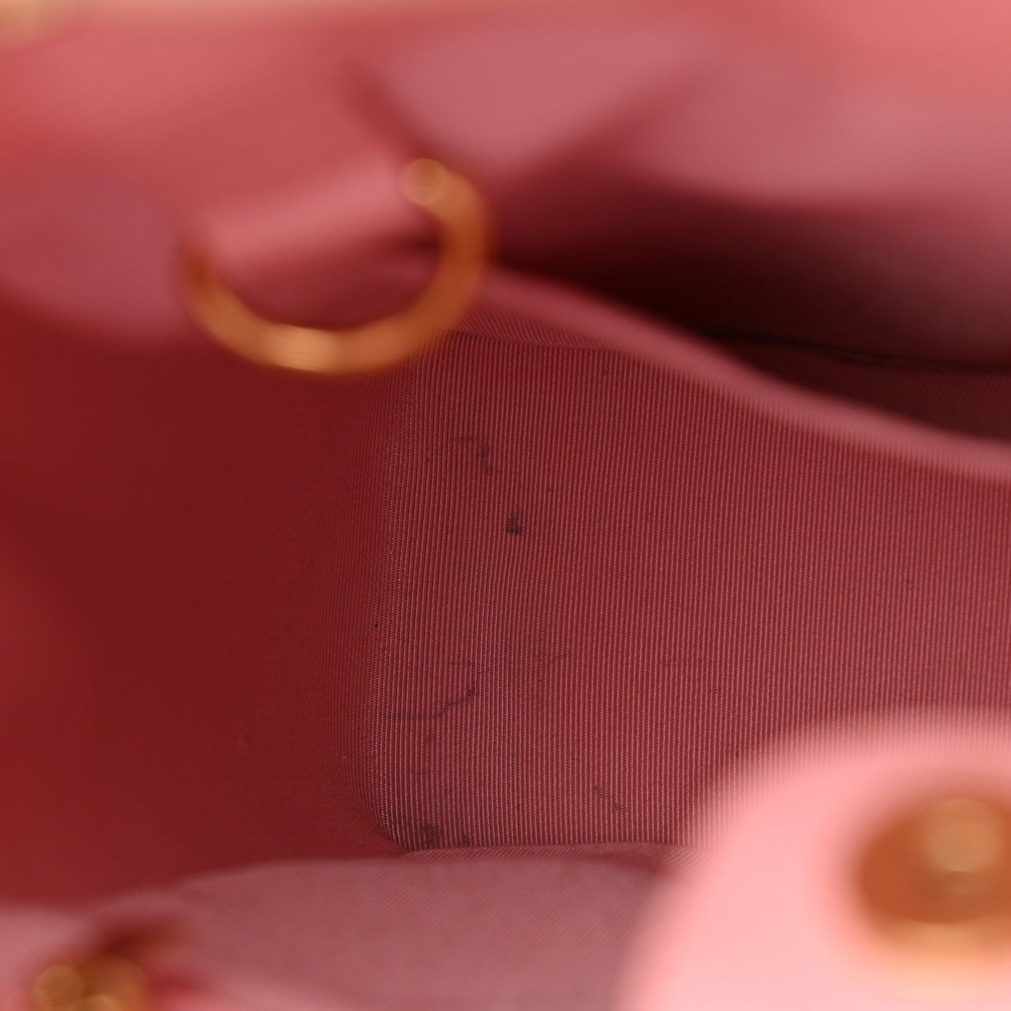 Caviar Quilted Petit Shopping Tote PST Pink