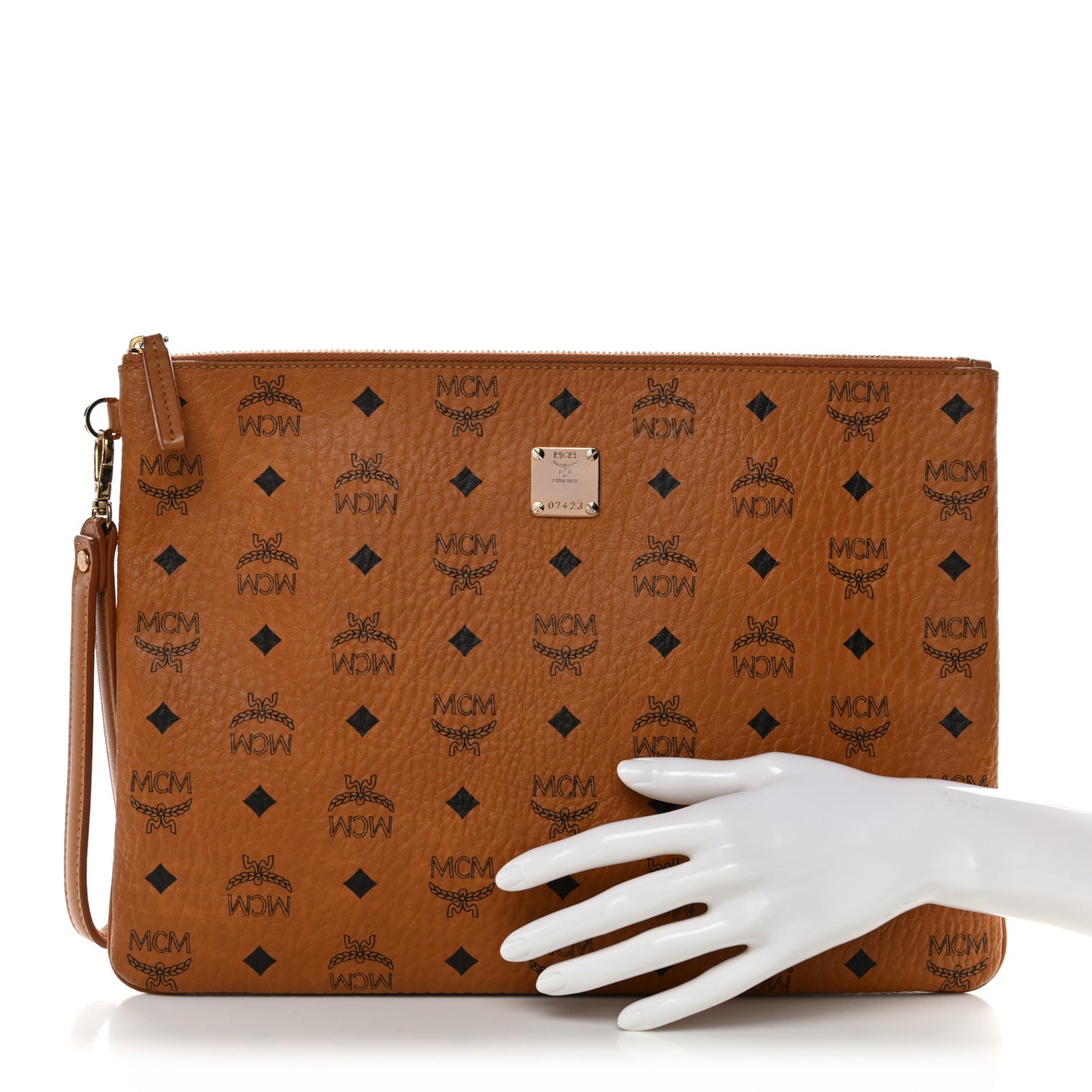 Visetos Large Stark Wristlet Pouch Cognac
