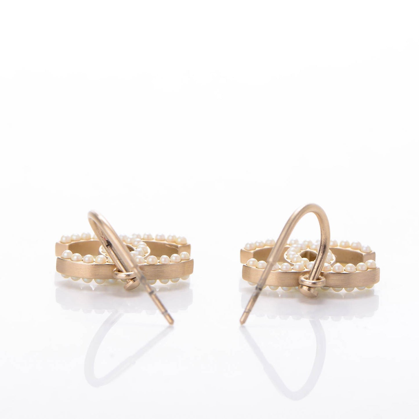 Pearl CC Dangle Earrings Gold