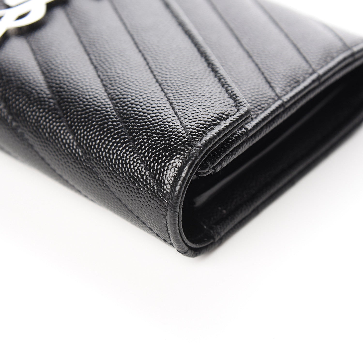 Saint Laurent Grain De Poudre Matelasse Chevron Monogram Flap Wallet Black 11 of 14