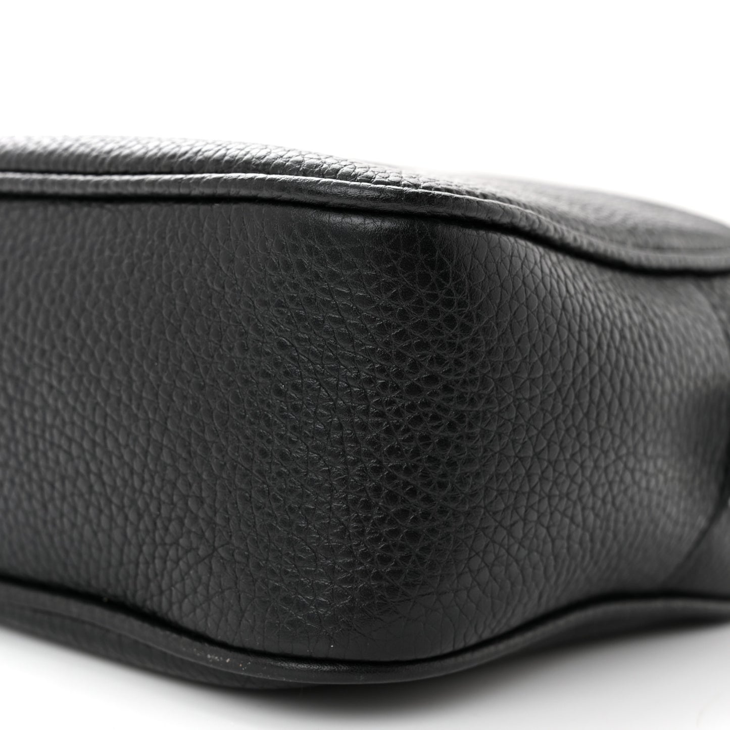 Pebbled Calfskin Small Soho Disco Bag Black