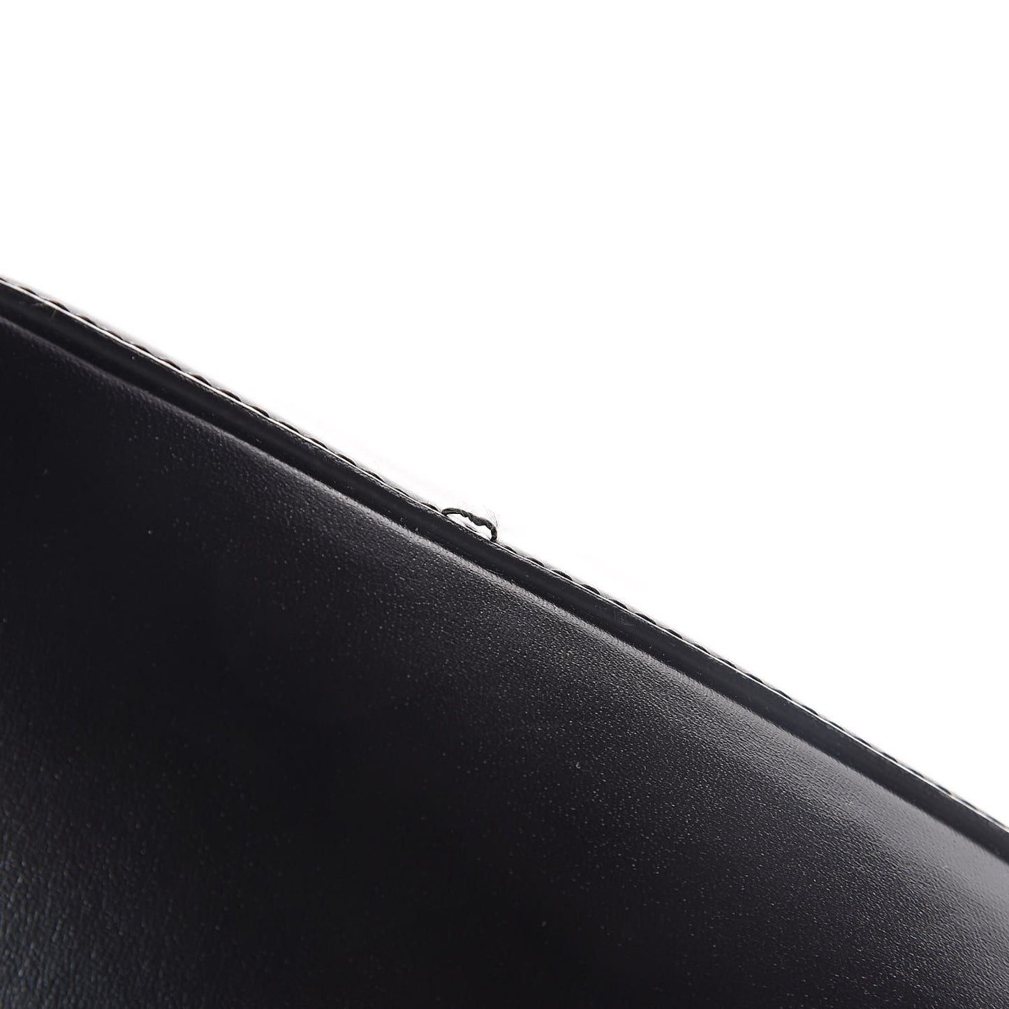 Shiny Lord Calfskin Medium Antigona Black