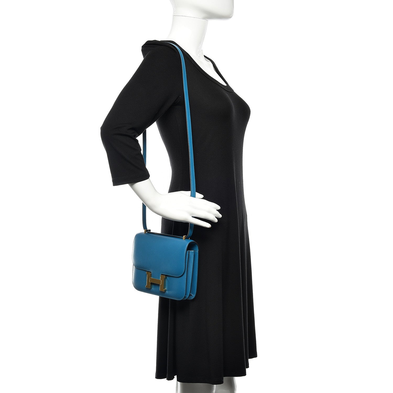Hermes Tadelakt Constance 18 Bleu Izmir 2 of 21