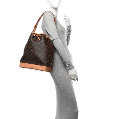 Louis Vuitton Monogram Noe 2 of 13