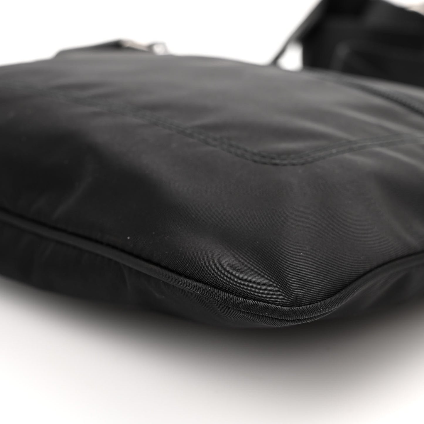 Tessuto Nylon Saffiano Flat Messenger Bag Black
