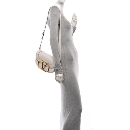 Valentino Garavani Smooth Calfskin Supervee Shoulder Bag Optic White 2 of 9