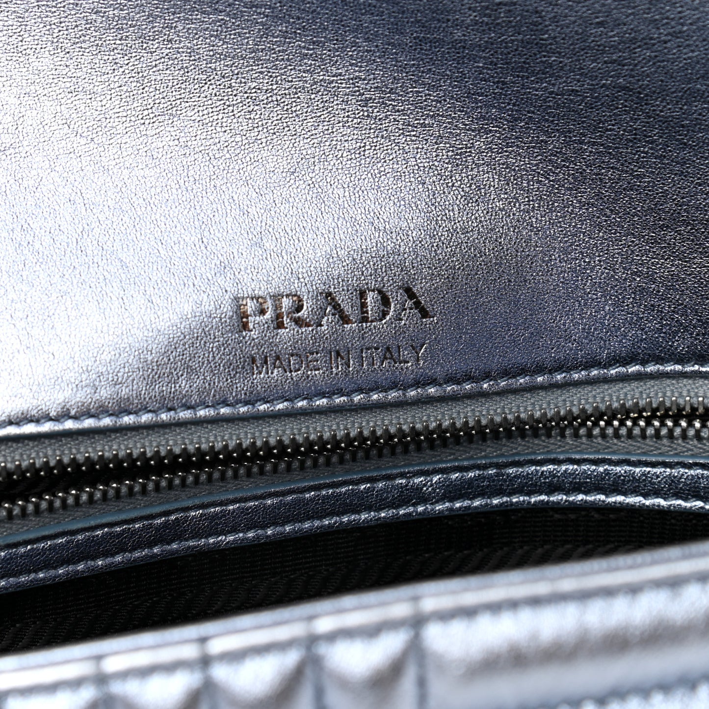 Nappa Impunture Diagramme Medium Chain Flap Shoulder Bag Silver