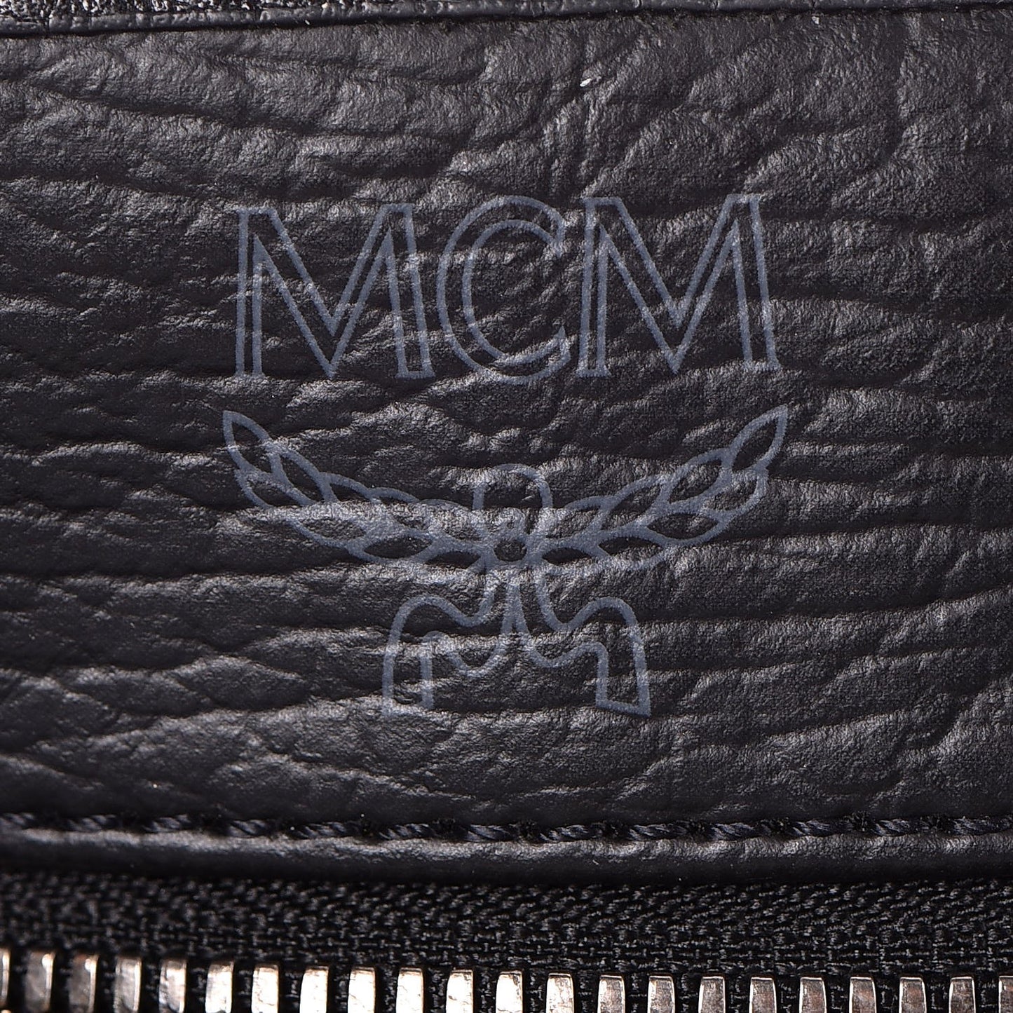 Visetos Studded Messenger Black