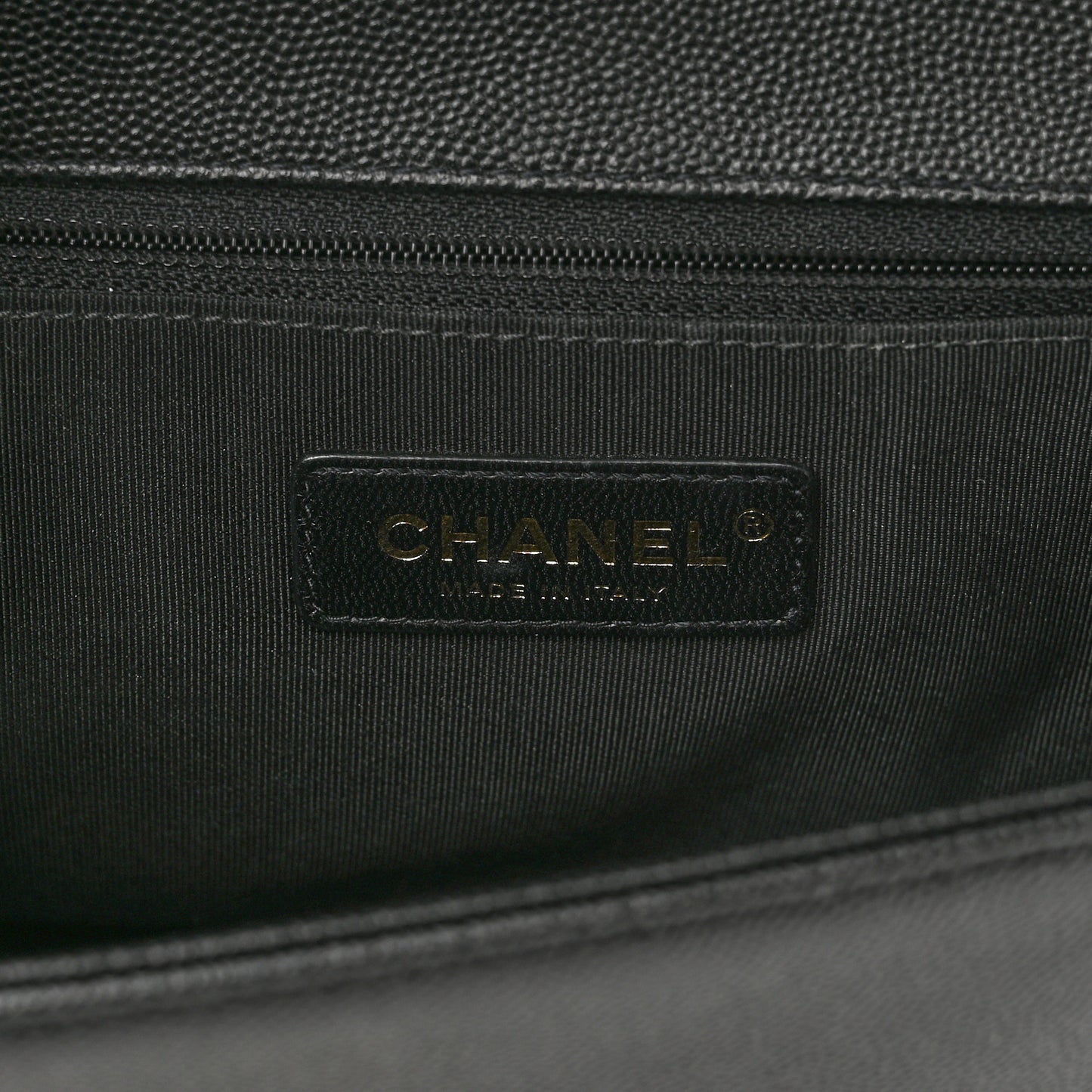 Caviar Quilted New Medium Boy Flap Black