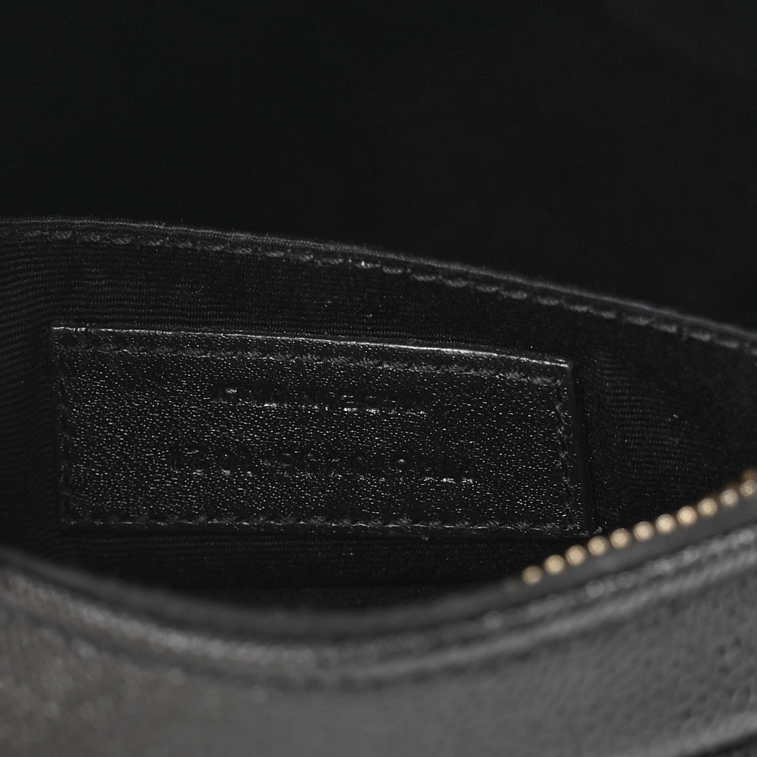 Saint Laurent Grain De Poudre Matelasse Chevron Quilted Round Vinyle Camera Bag Black 7 of 14