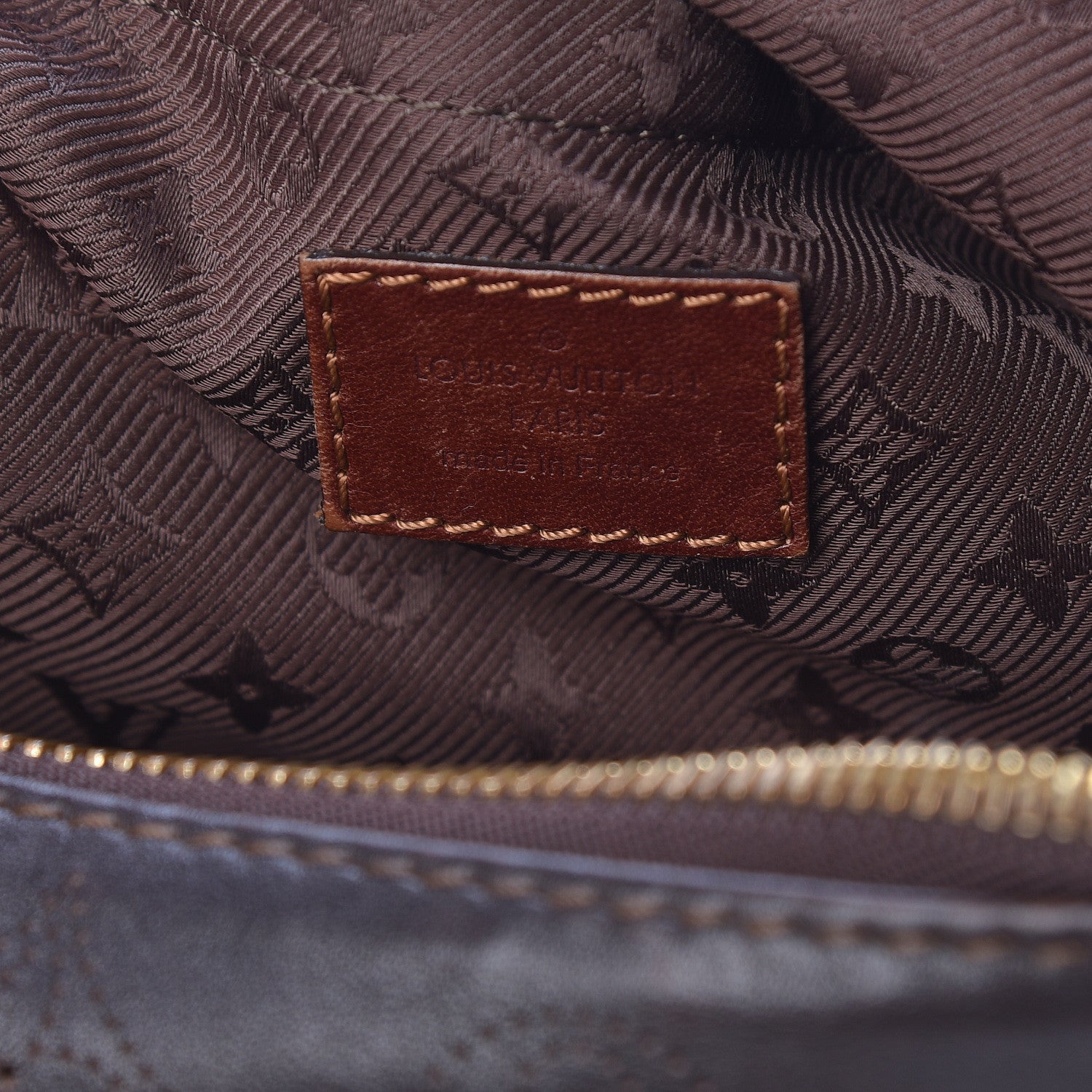 Louis Vuitton Mahina Onatah Pochette Moka 6 of 10
