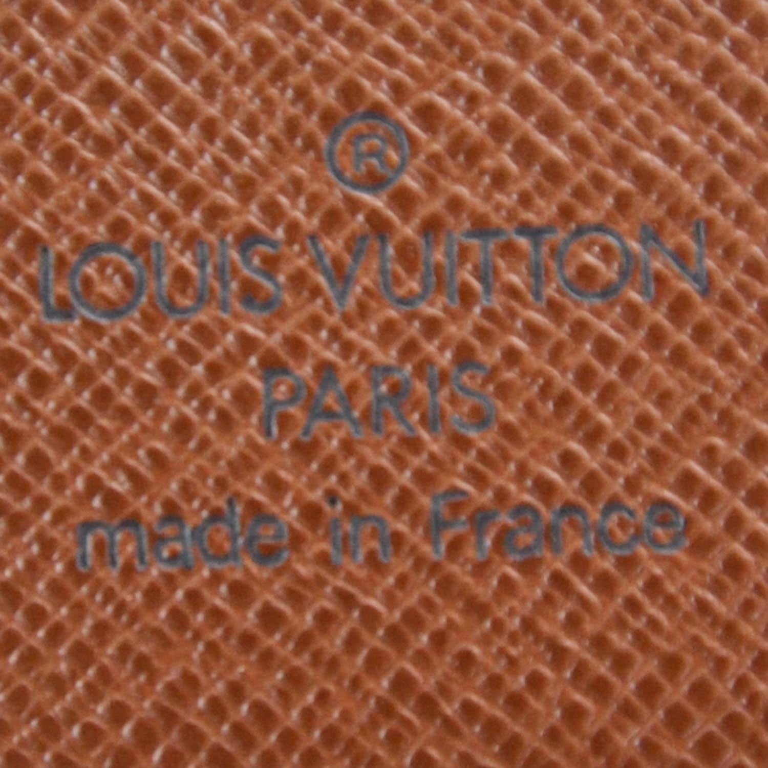 Louis Vuitton Monogram Large Ring Agenda 7 of 10