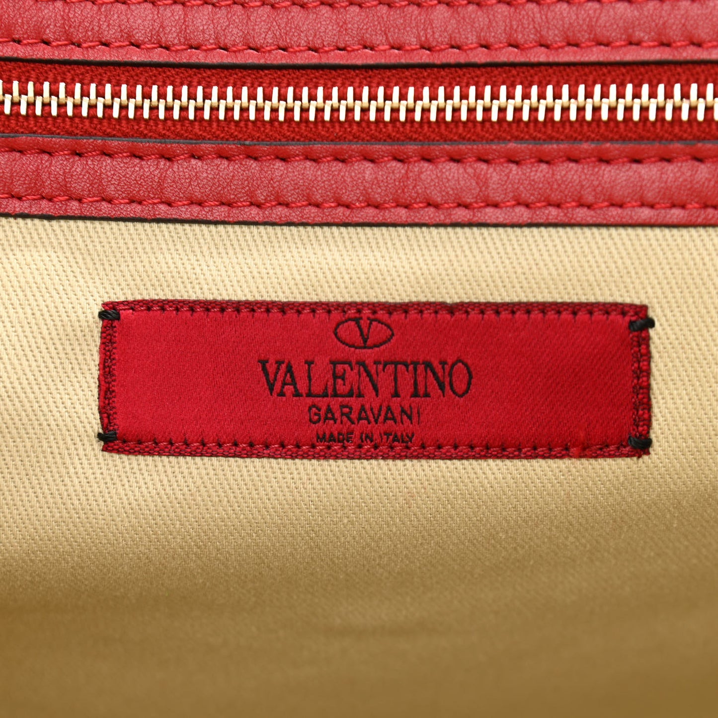 Vitello Rockstud Dome Shopper Rosso Valentino