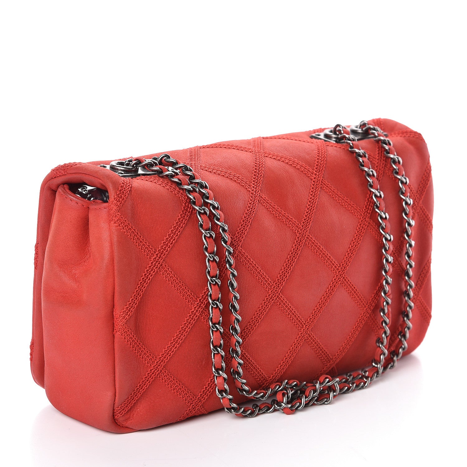Chanel Iridescent Calfskin Diamond Stitch Flap Red 3 of 12