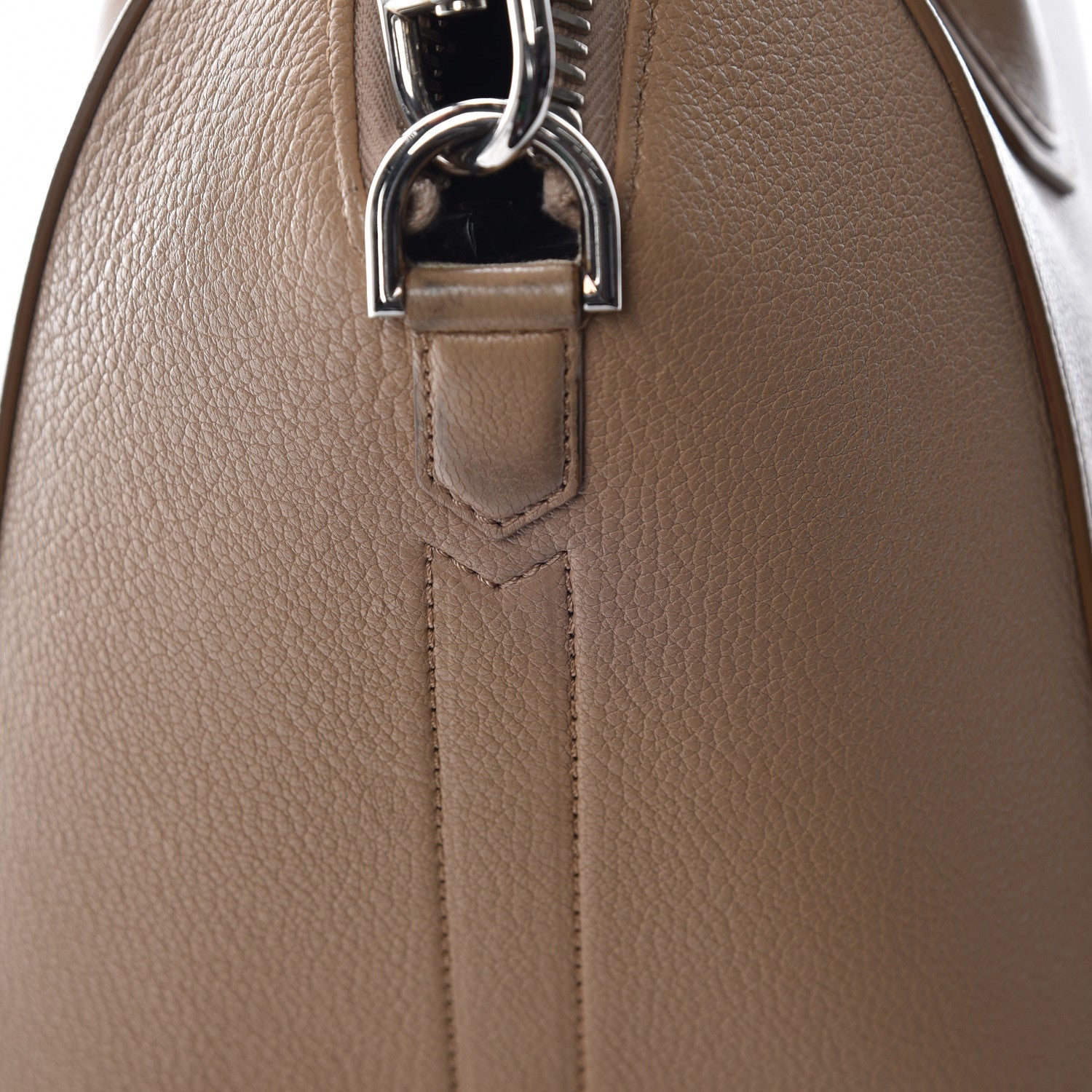 Givenchy Sugar Goatskin Medium Antigona Nude 21 of 21