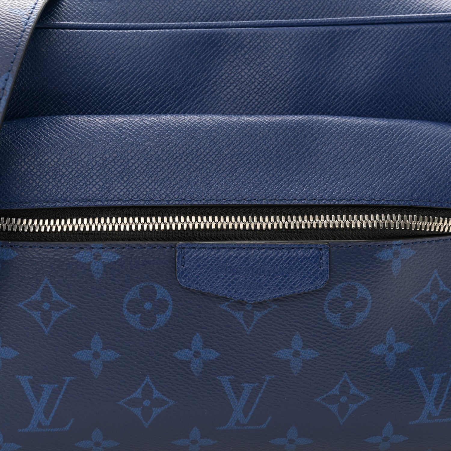 Louis Vuitton Taiga Monogram Outdoor Messenger Cobalt 8 of 12