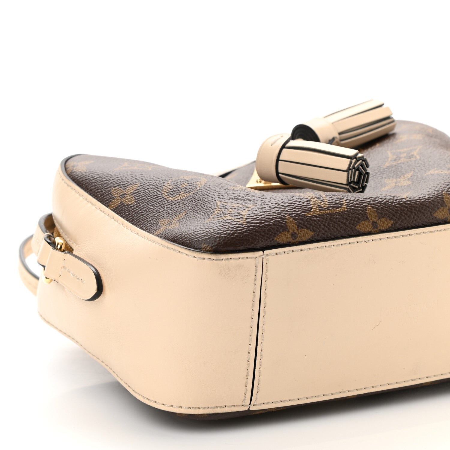 Louis Vuitton Monogram Saintonge Creme 10 of 11