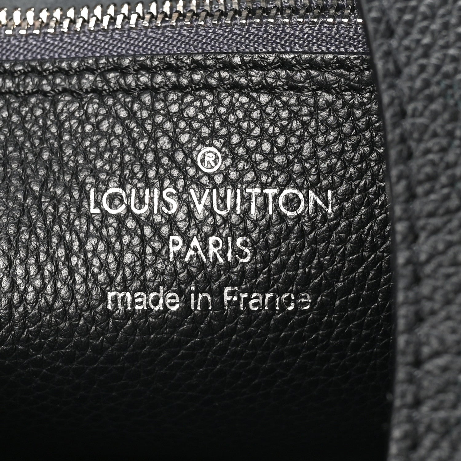 Louis Vuitton Mahina Carmel Hobo Black 6 of 9