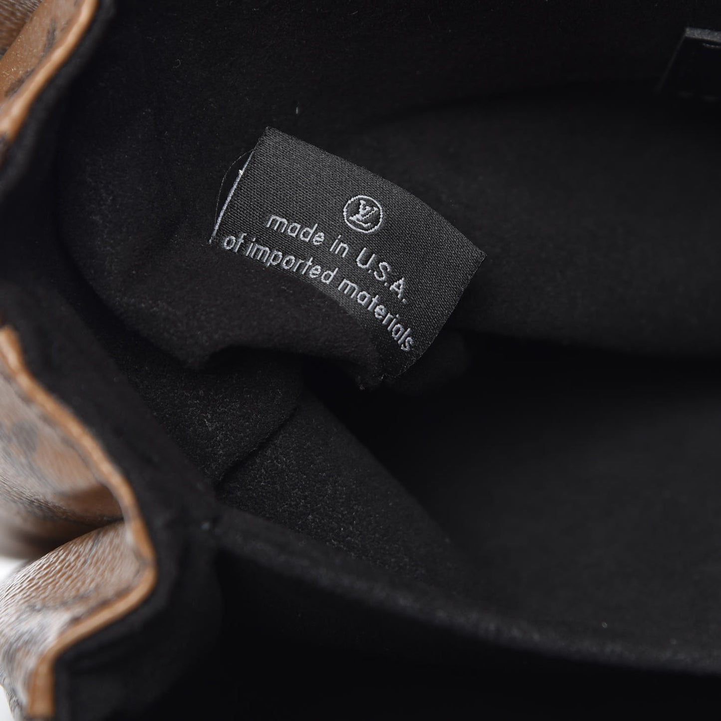 Reverse Monogram Pochette Metis
