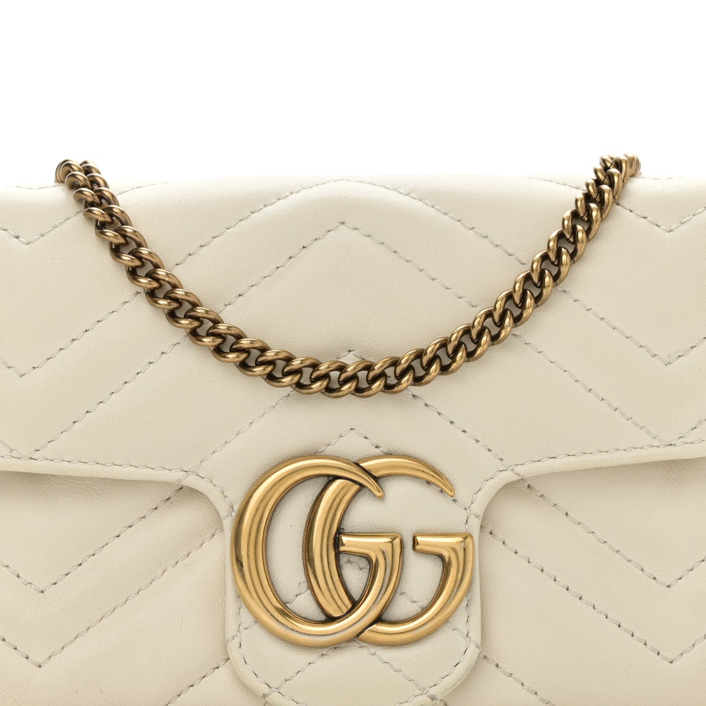 Calfskin Matelasse Super Mini GG Marmont Shoulder Bag White