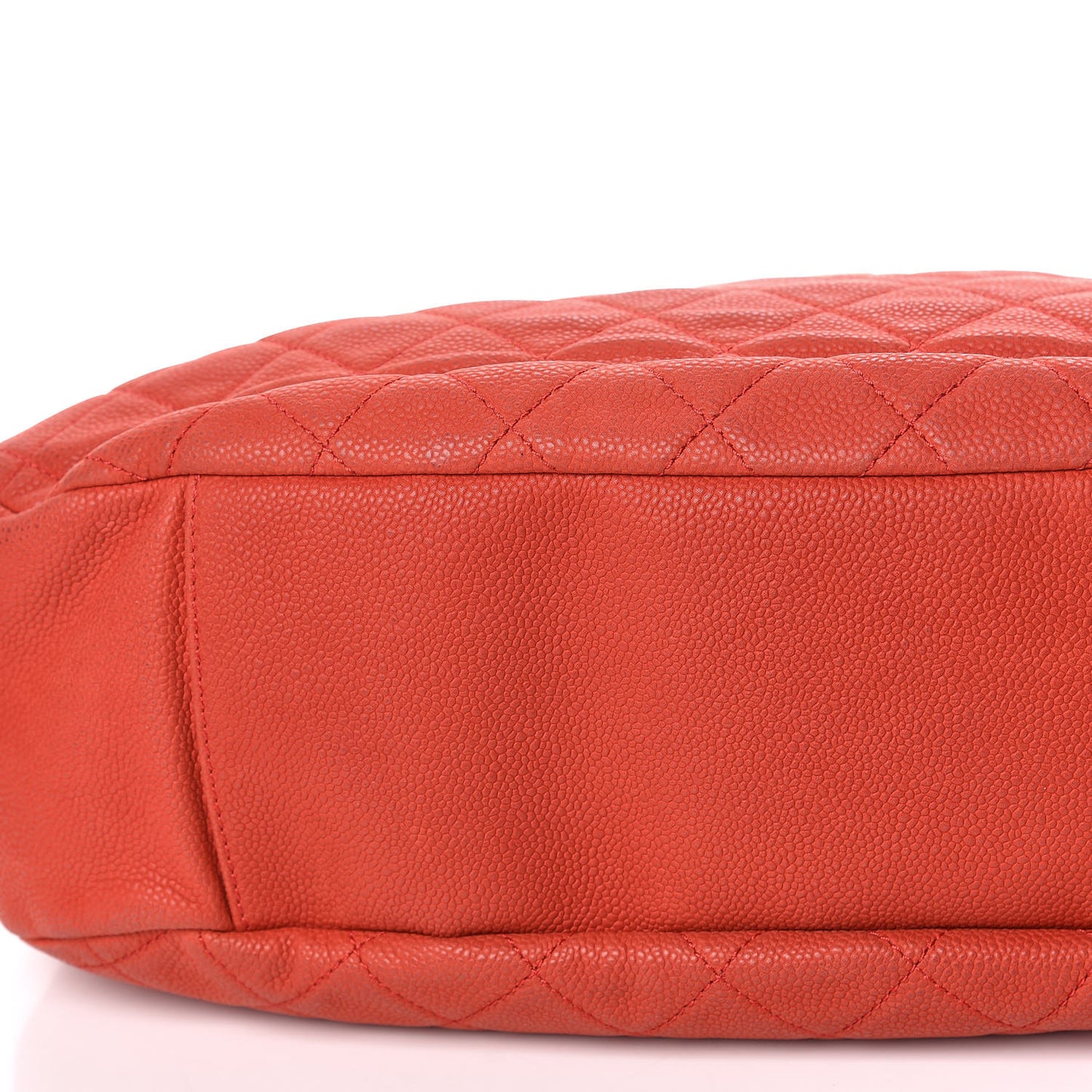 Iridescent Caviar Quilted Country Chic Hobo Red