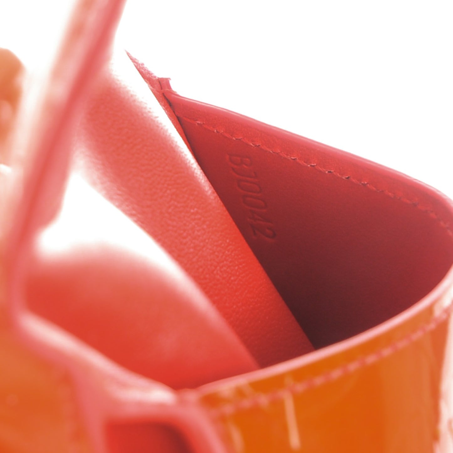 Vernis Ludlow Wallet Rouge