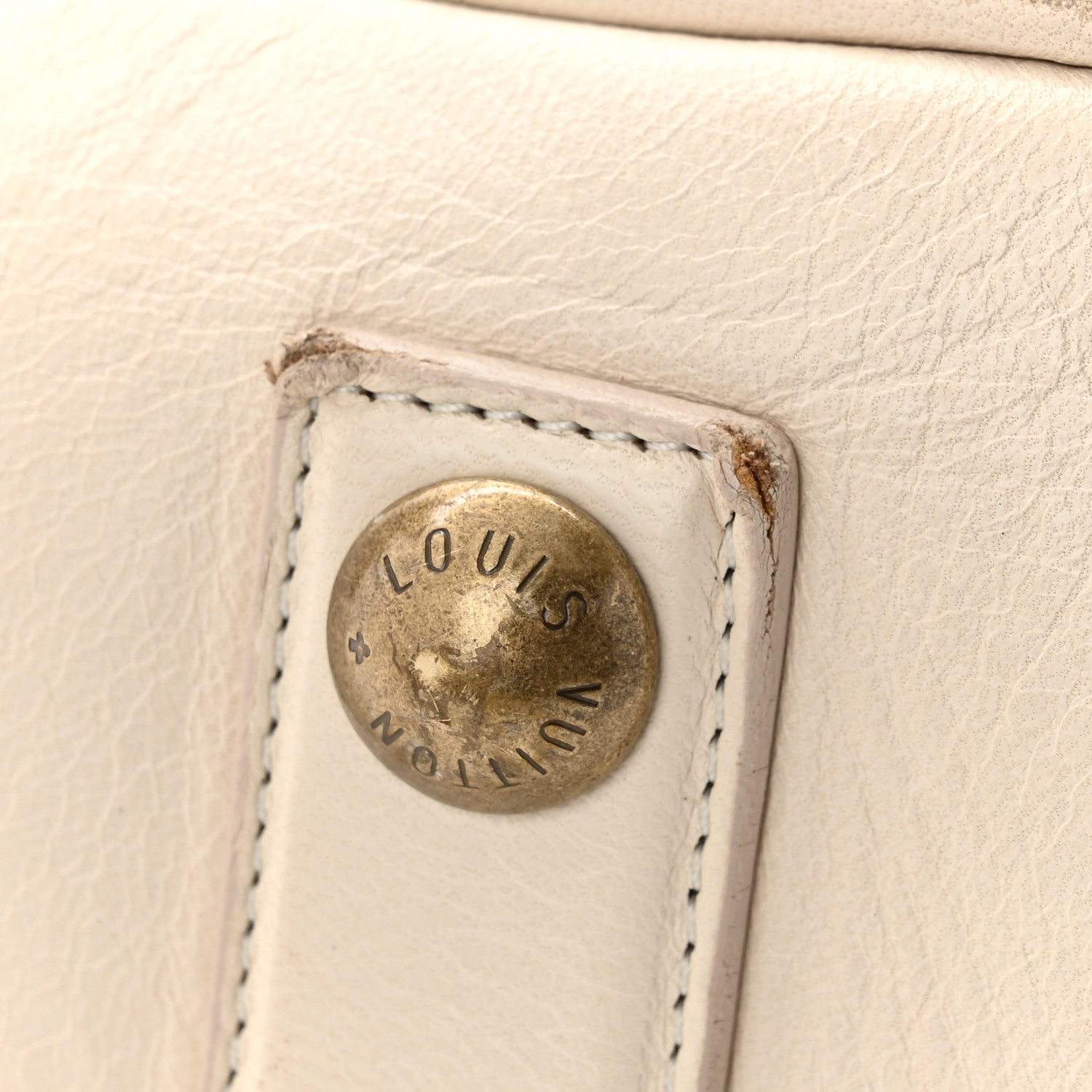 Louis Vuitton Lambskin Riveting White 16 of 19