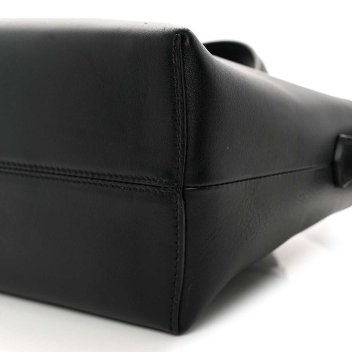 Vitello Dolce Medium By The Way Boston Bag Black