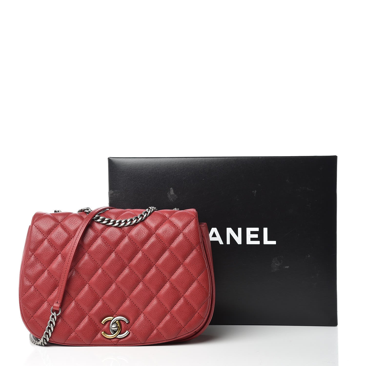 Chanel Caviar Quilted Casual Pocket Messenger Flap Red 18 of 18