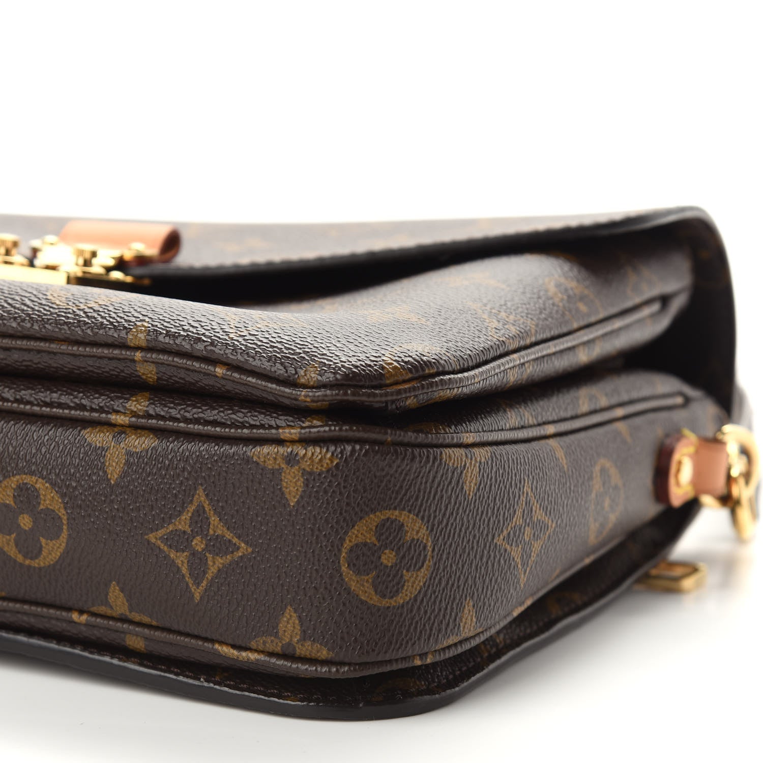 Louis Vuitton Monogram Pochette Metis 9 of 9