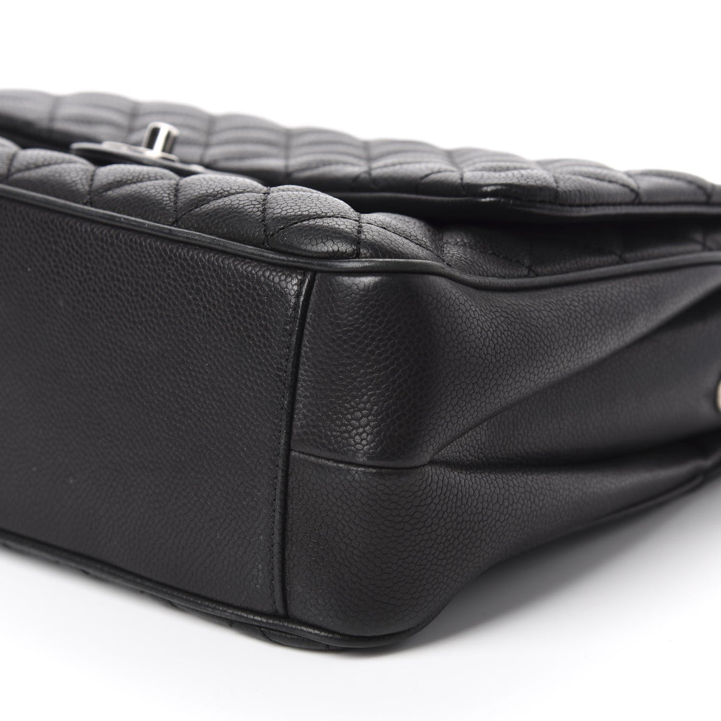 Caviar Quilted Medium Rock In Rome Single Flap Black